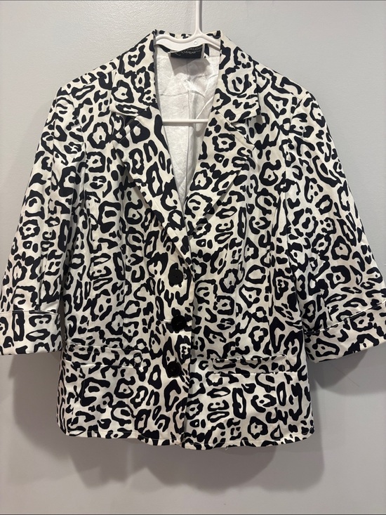 Linea by Louis Dell'Olio Jackets & Blazers - Linea by Louis Dell'Olio Black and White Animal Print Blazer ptp 20